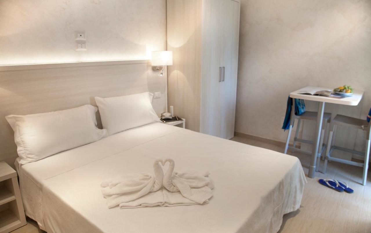 Marina Beach Aparthotel リミニ エクステリア 写真