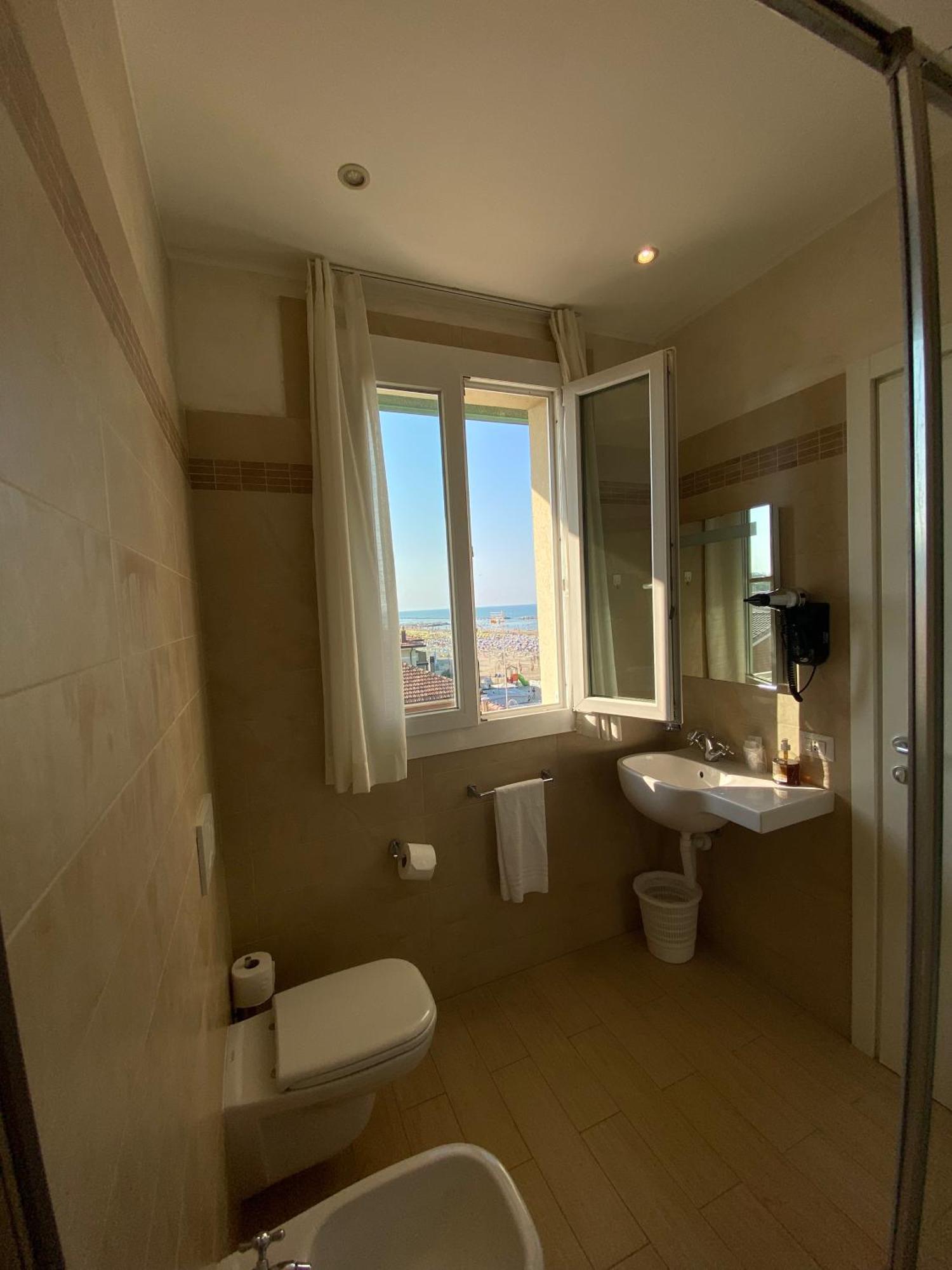 Marina Beach Aparthotel リミニ エクステリア 写真