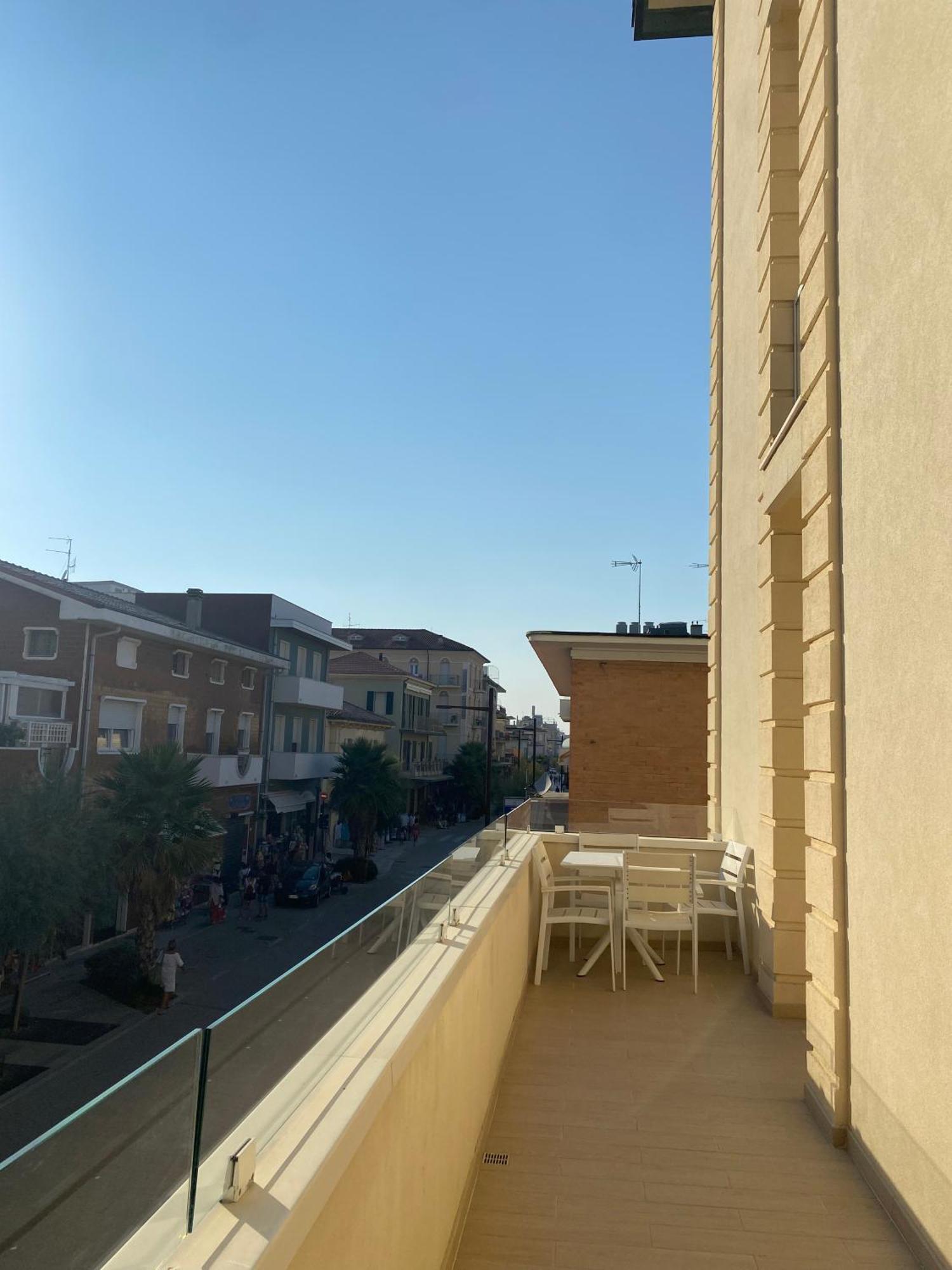 Marina Beach Aparthotel リミニ エクステリア 写真